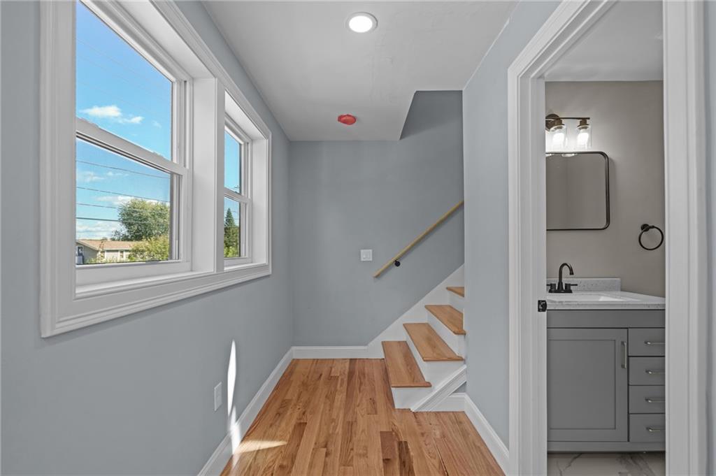 175 Second Point Road, Warwick