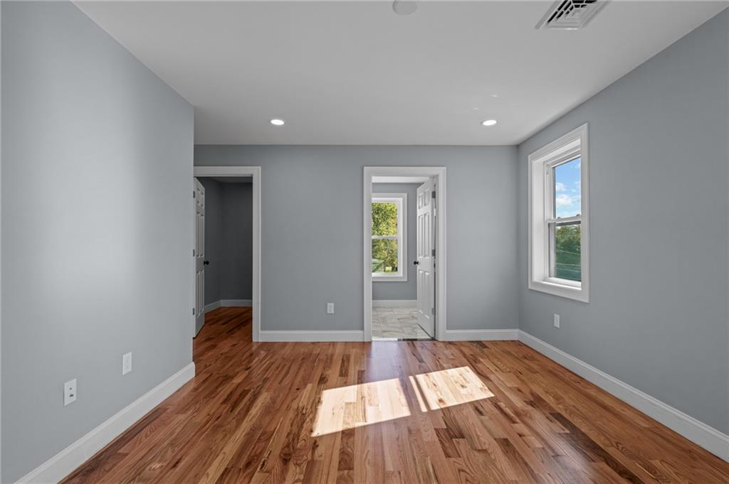 175 Second Point Road, Warwick