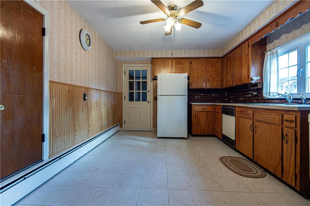 55 Cul De Sac Way, East Providence