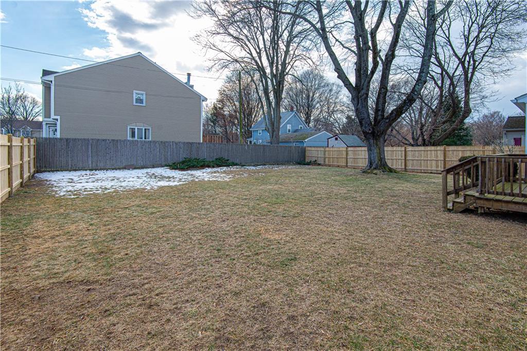 55 Cul De Sac Way, East Providence