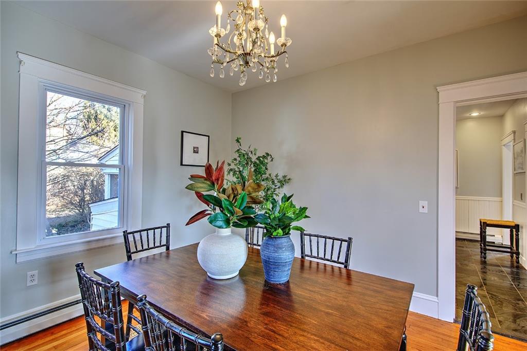 405 Maple Avenue, Barrington