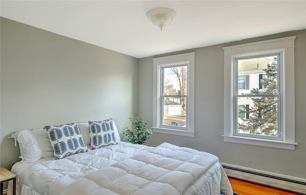 405 Maple Avenue, Barrington