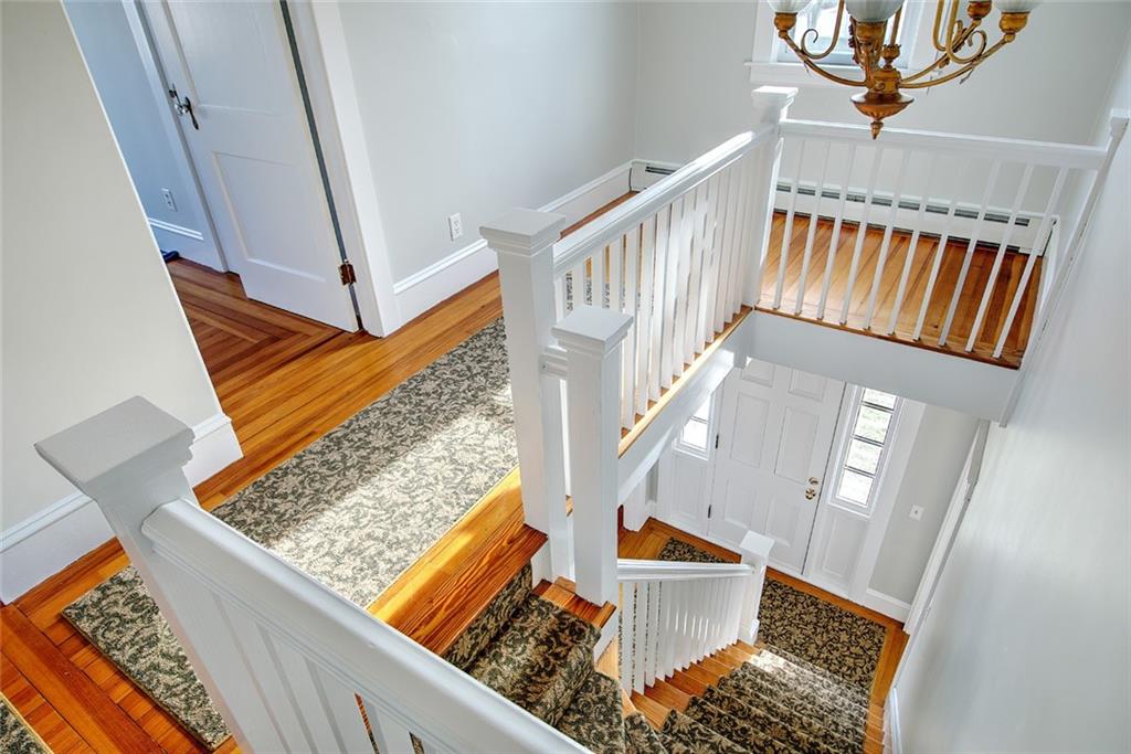 405 Maple Avenue, Barrington