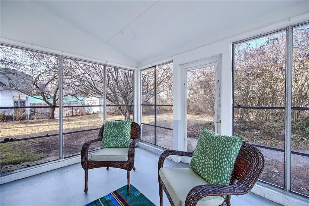 405 Maple Avenue, Barrington