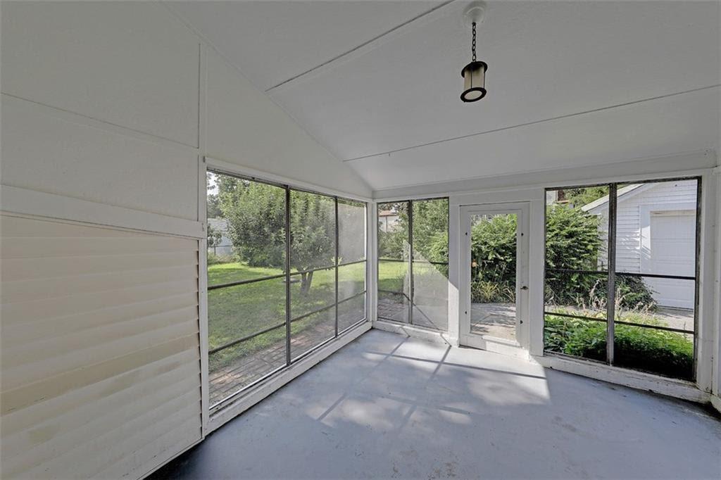 405 Maple Avenue, Barrington