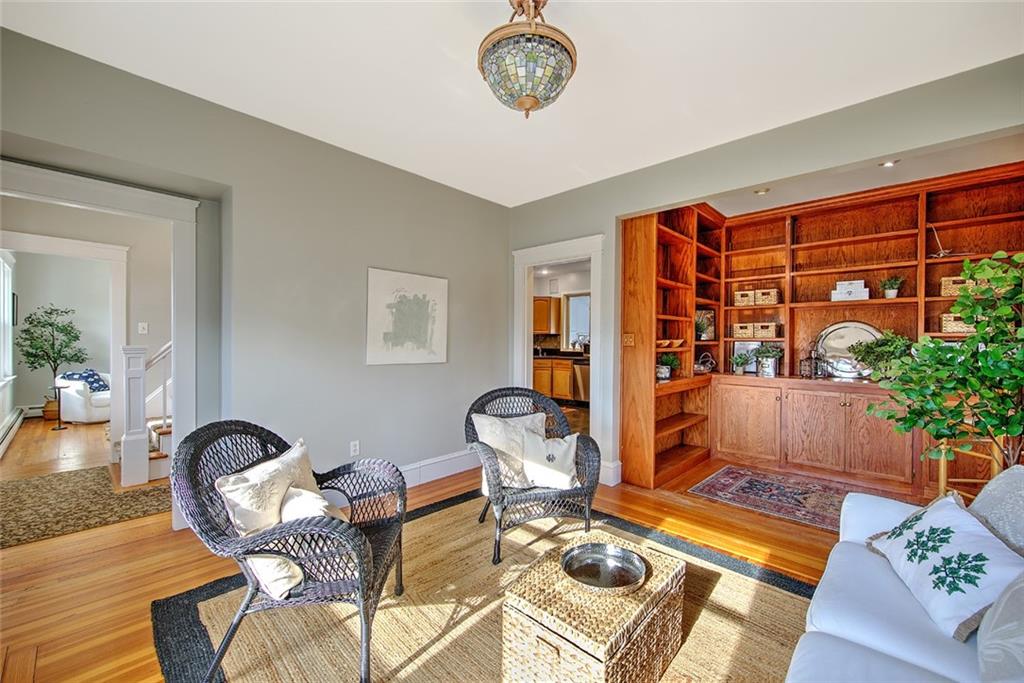 405 Maple Avenue, Barrington