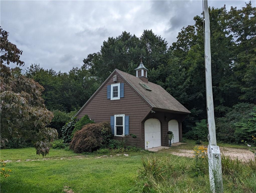 4700 Old Post Road, Charlestown