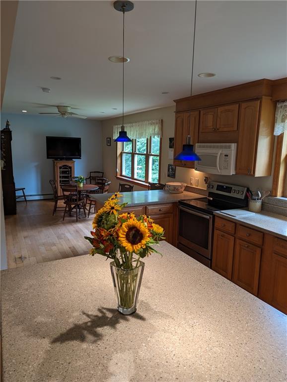 4700 Old Post Road, Charlestown