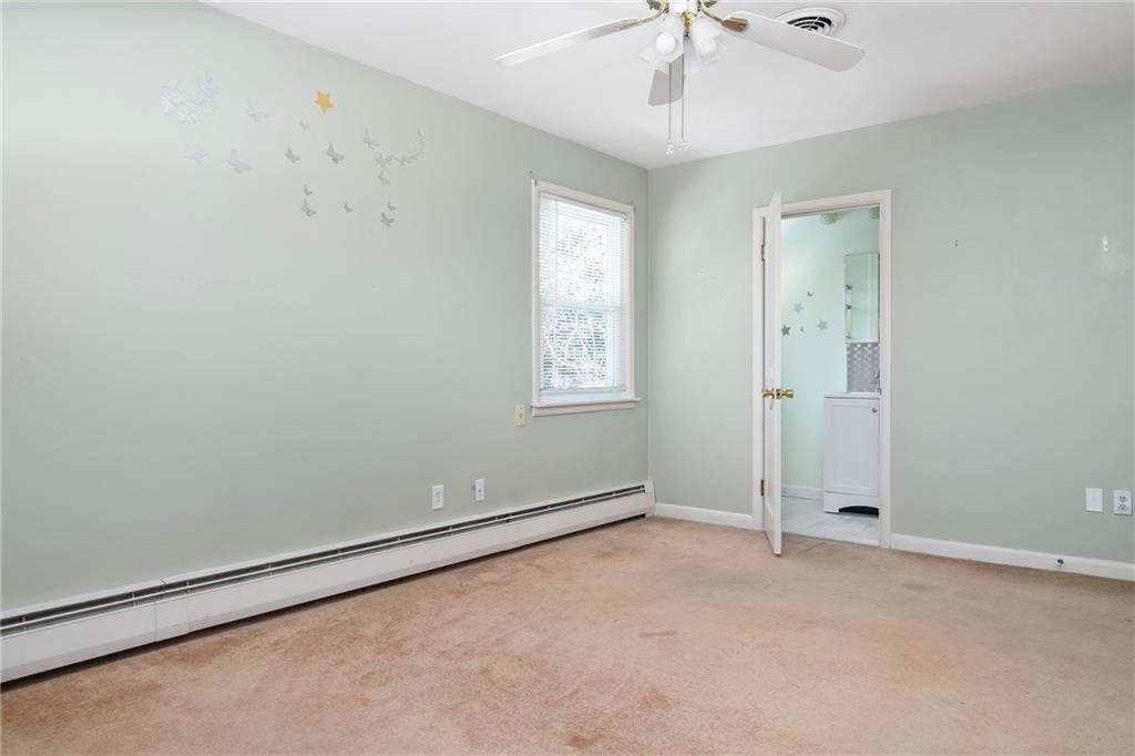 60 Merrymount Drive, Warwick