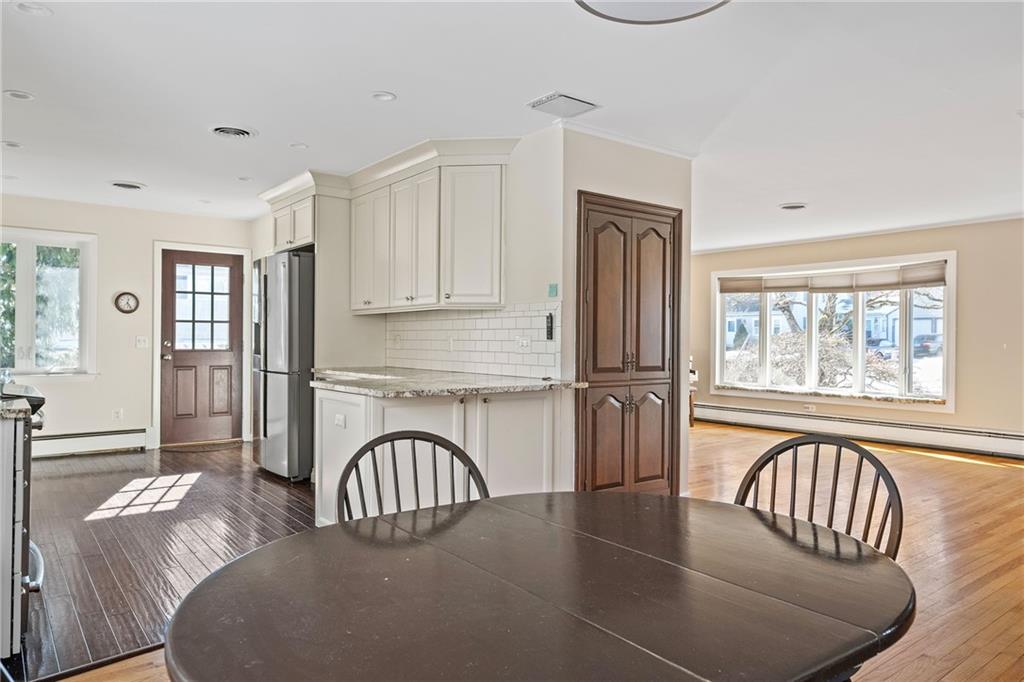 60 Merrymount Drive, Warwick