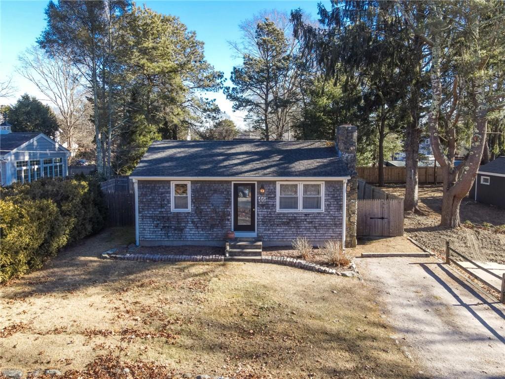 46 Willow Road, Charlestown