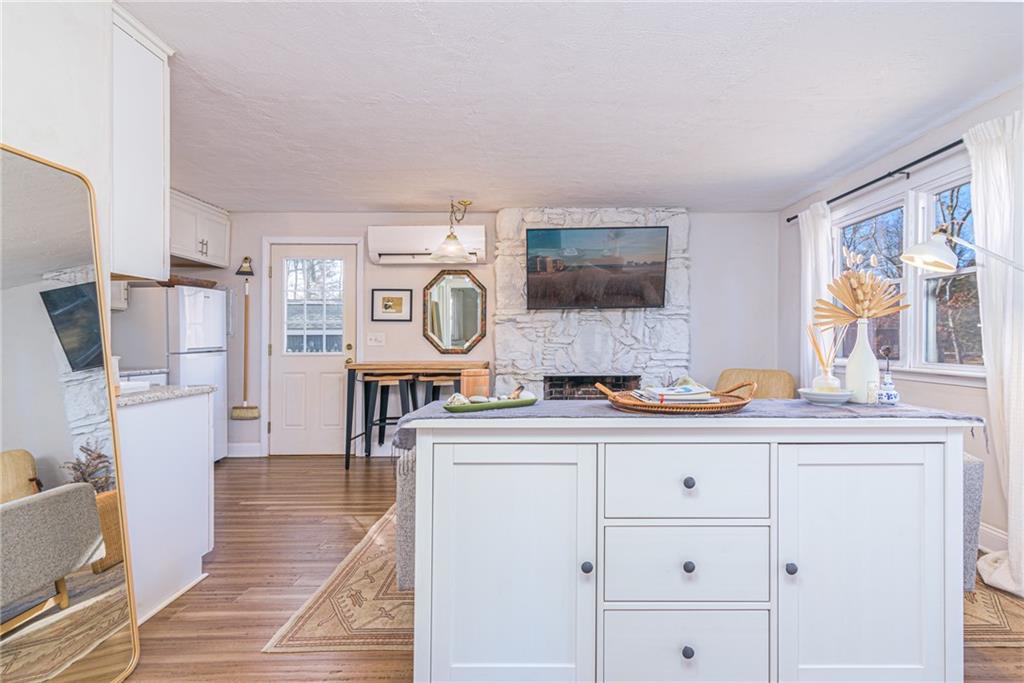 46 Willow Road, Charlestown