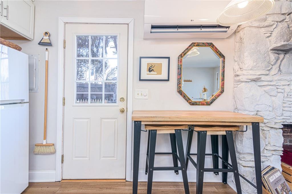 46 Willow Road, Charlestown