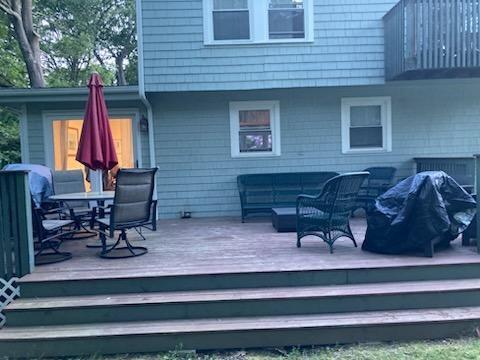 29 Wake Robin Trail, Narragansett