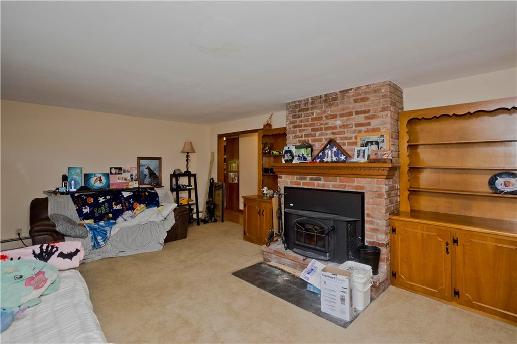 621 Black Plain Road, North Smithfield