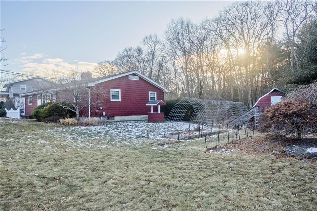 621 Black Plain Road, North Smithfield