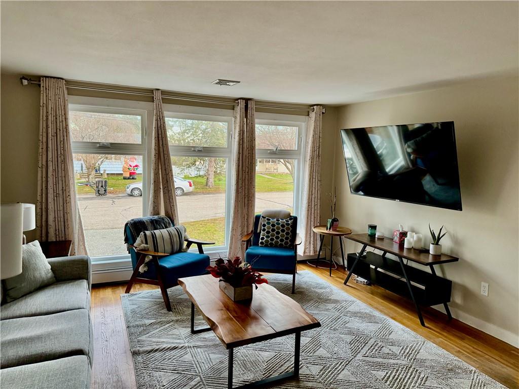 20 Casey Drive, Middletown