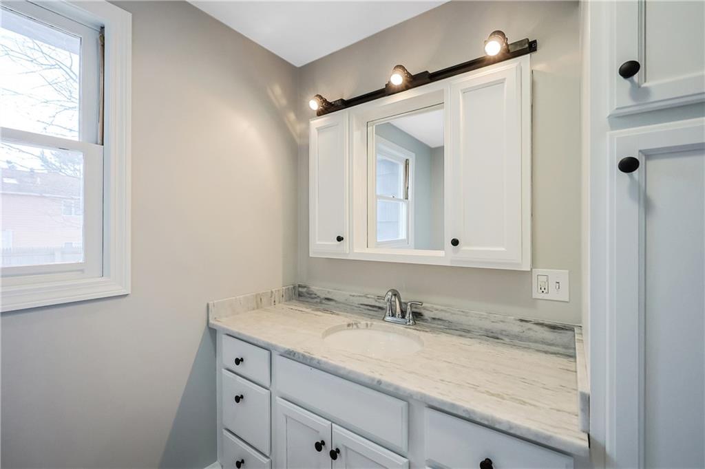 249 Holly Road, South Kingstown