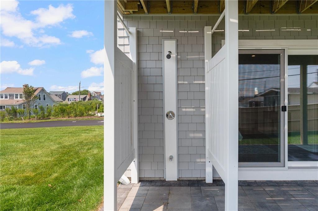 71 Piping Plover Road, South Kingstown