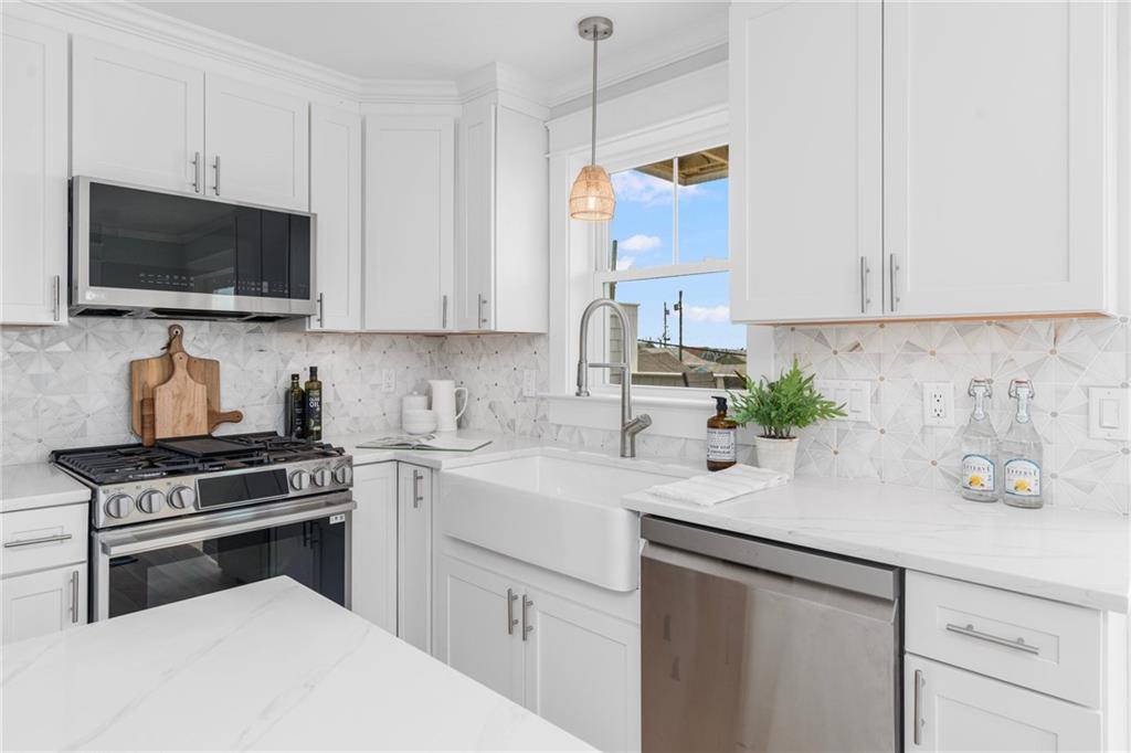 71 Piping Plover Road, South Kingstown