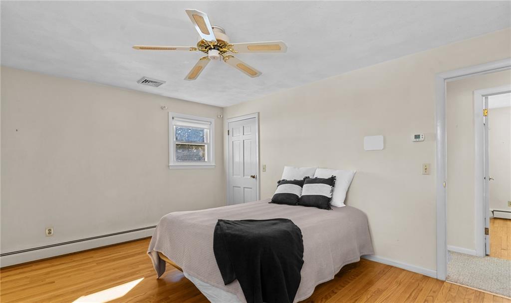 305 Reservoir Avenue, Lincoln