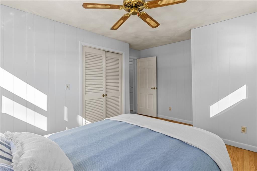 305 Reservoir Avenue, Lincoln