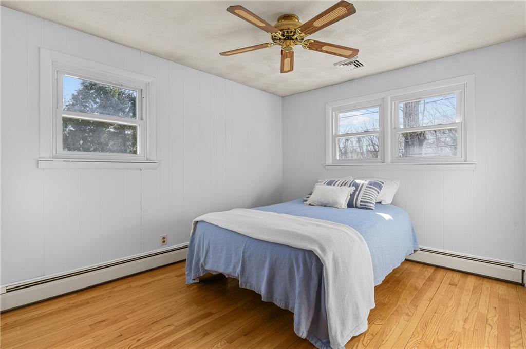 305 Reservoir Avenue, Lincoln