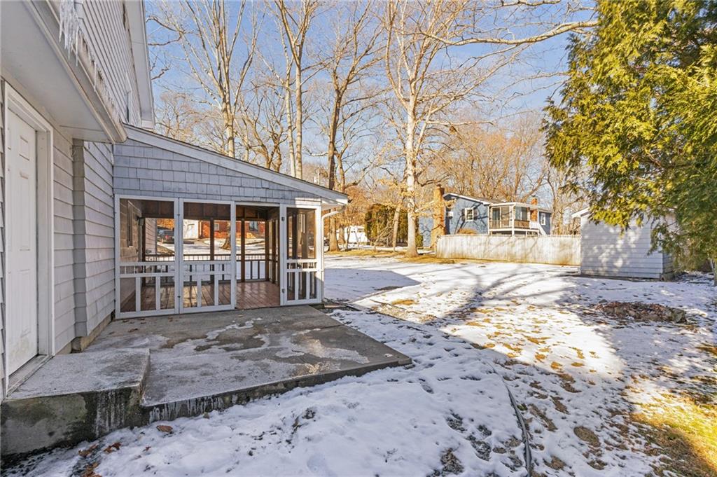 305 Reservoir Avenue, Lincoln