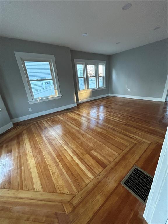 26 Mayflower Street, East Providence