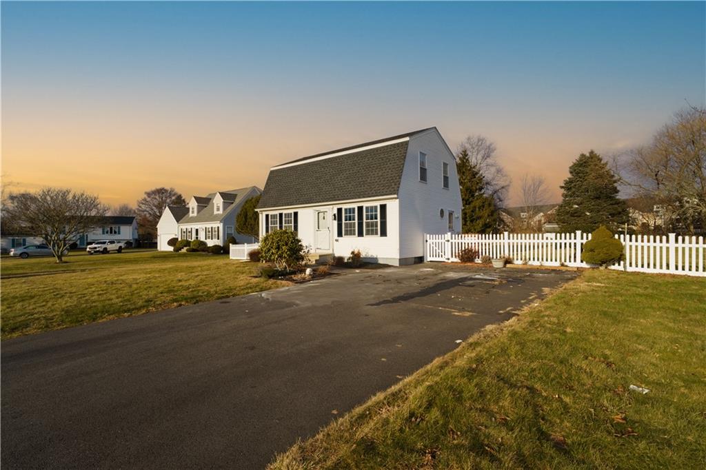 9 Sundown Lane, Middletown
