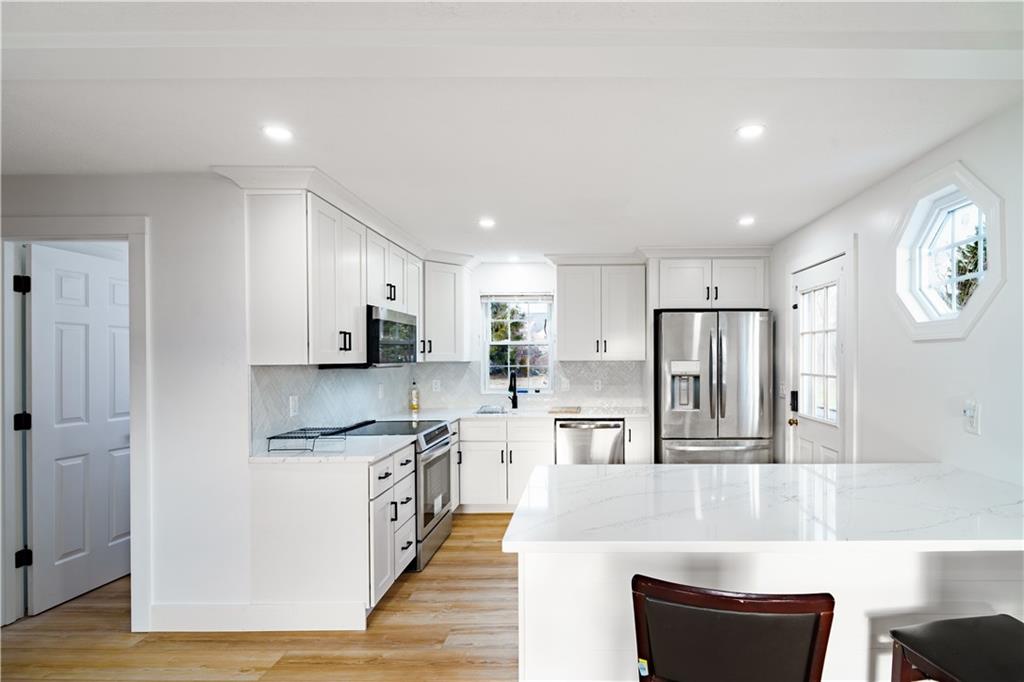 9 Sundown Lane, Middletown