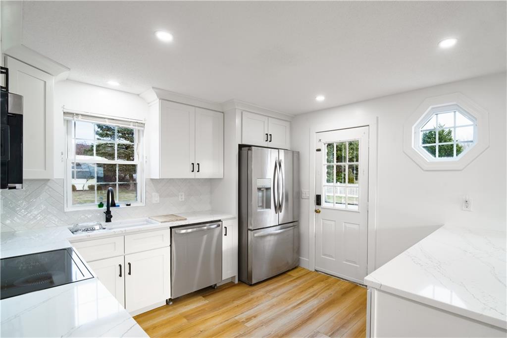 9 Sundown Lane, Middletown