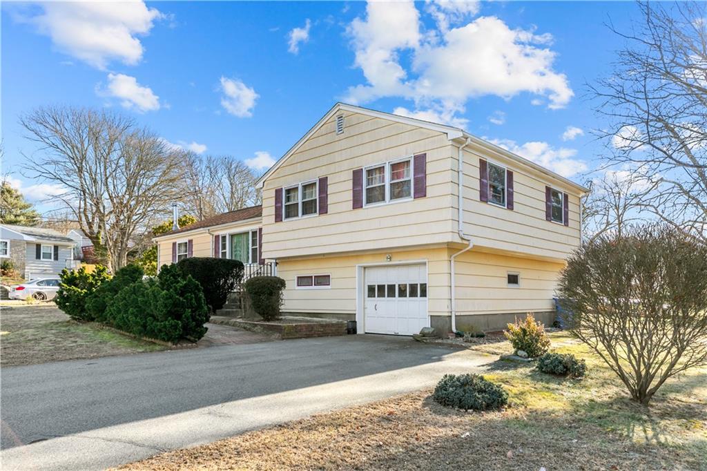 9 Continental Drive, Middletown