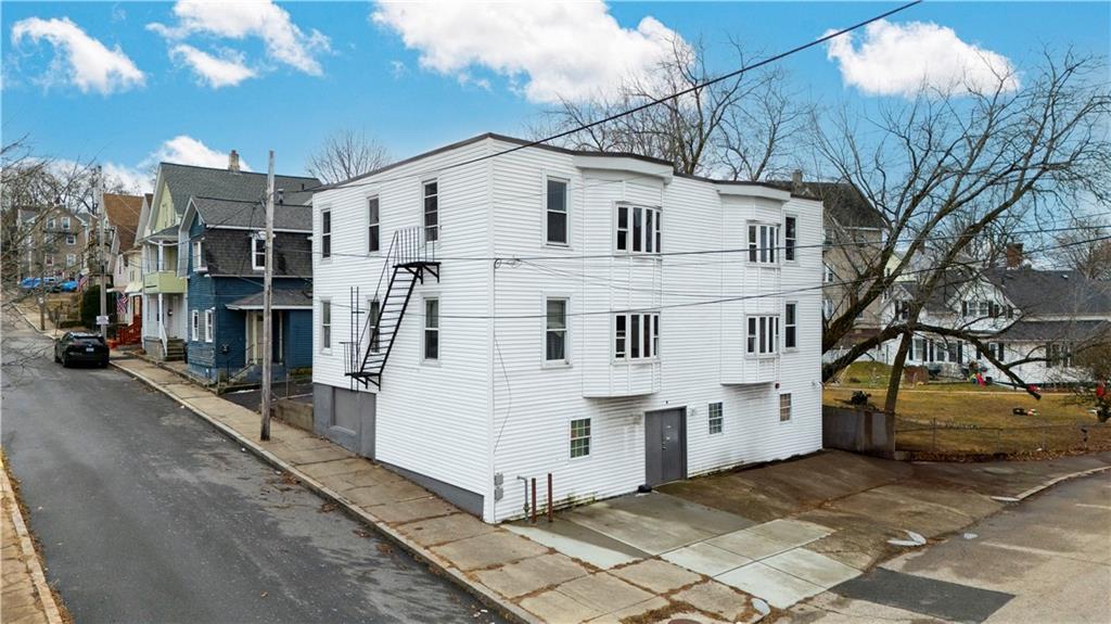 9 Wilson Avenue, Woonsocket