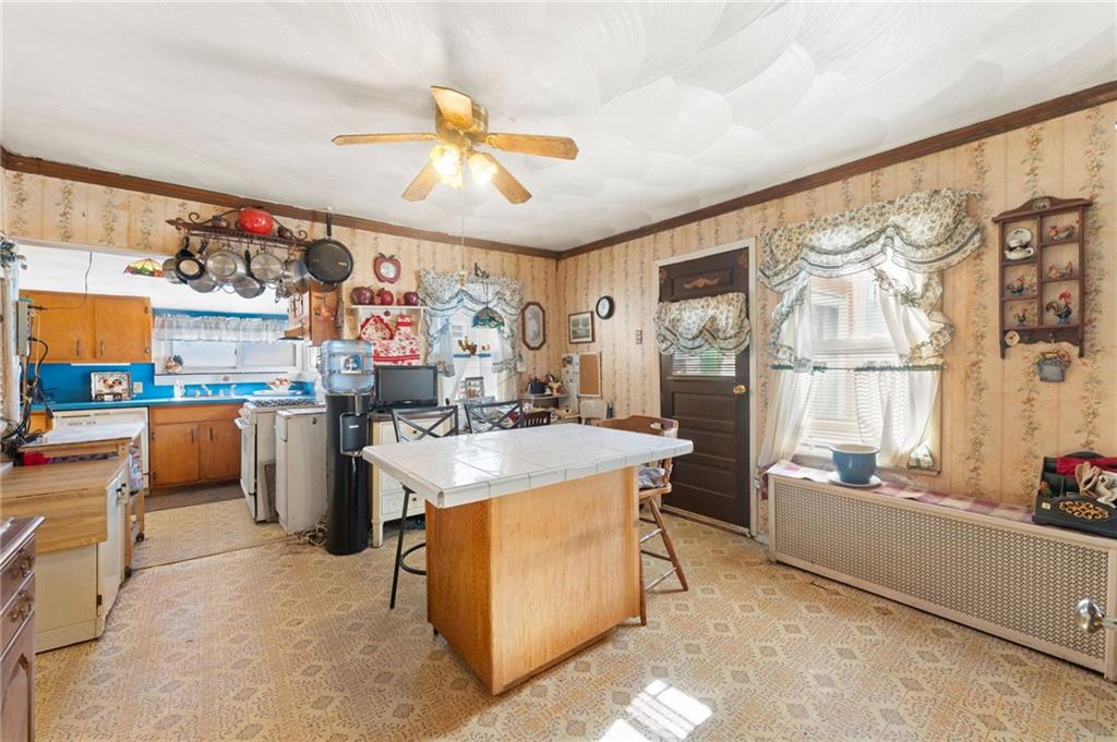 72 Stowe Avenue, East Providence