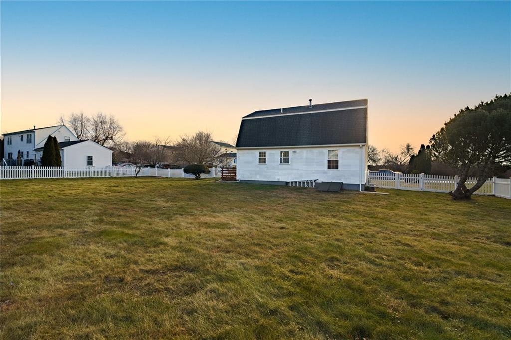 9 Sundown Lane, Middletown