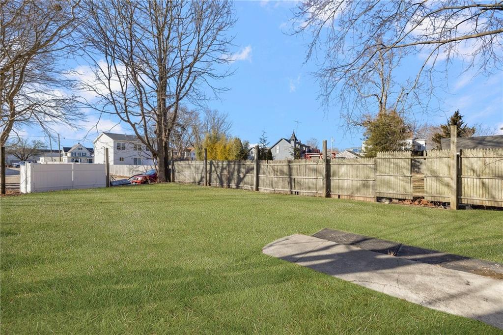 20 Cleveland Street, South Kingstown