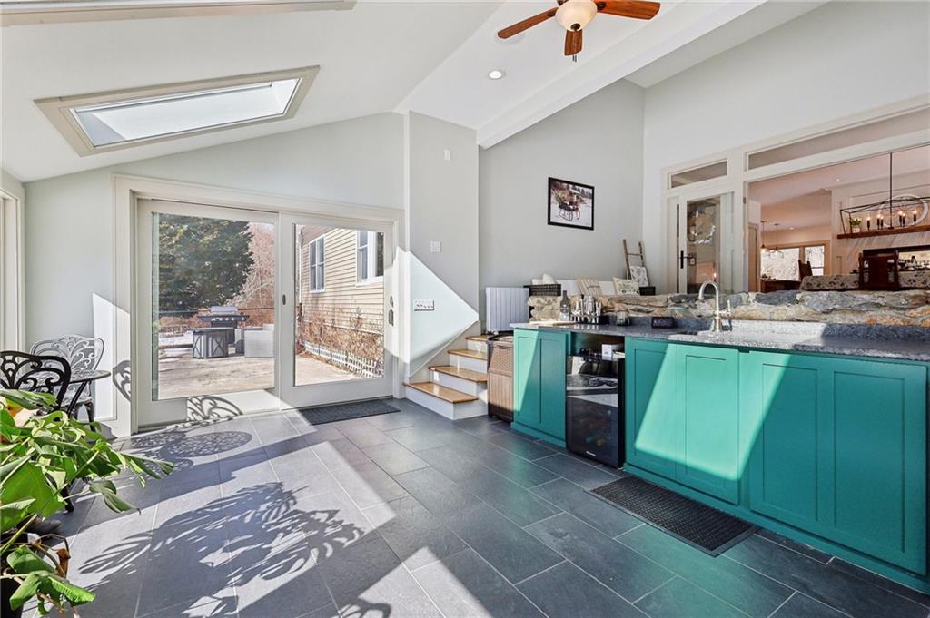 285 Pendar Road, North Kingstown