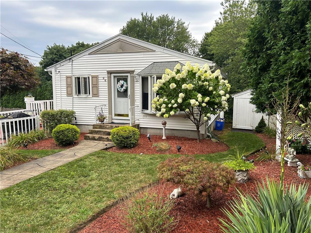 26 Grove Avenue, Johnston