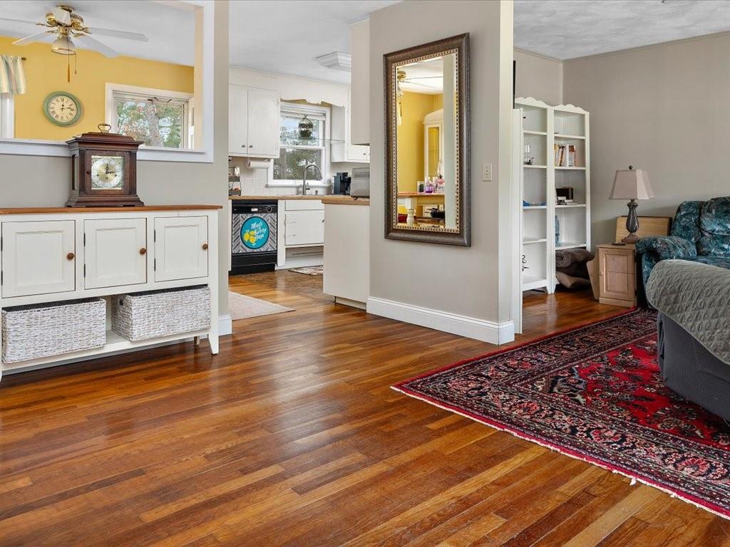 38 Old Post Road, Westerly