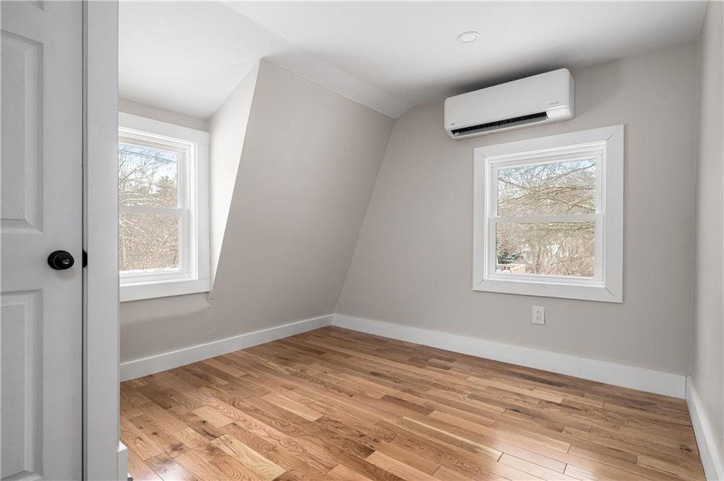 148 Danielson Pike, Foster