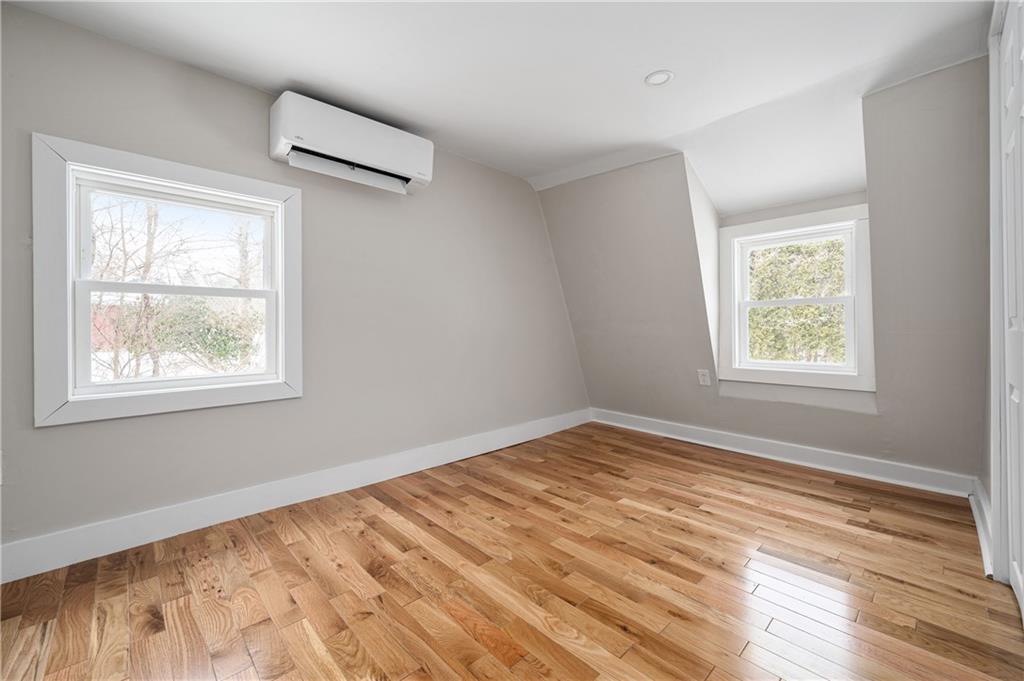 148 Danielson Pike, Foster