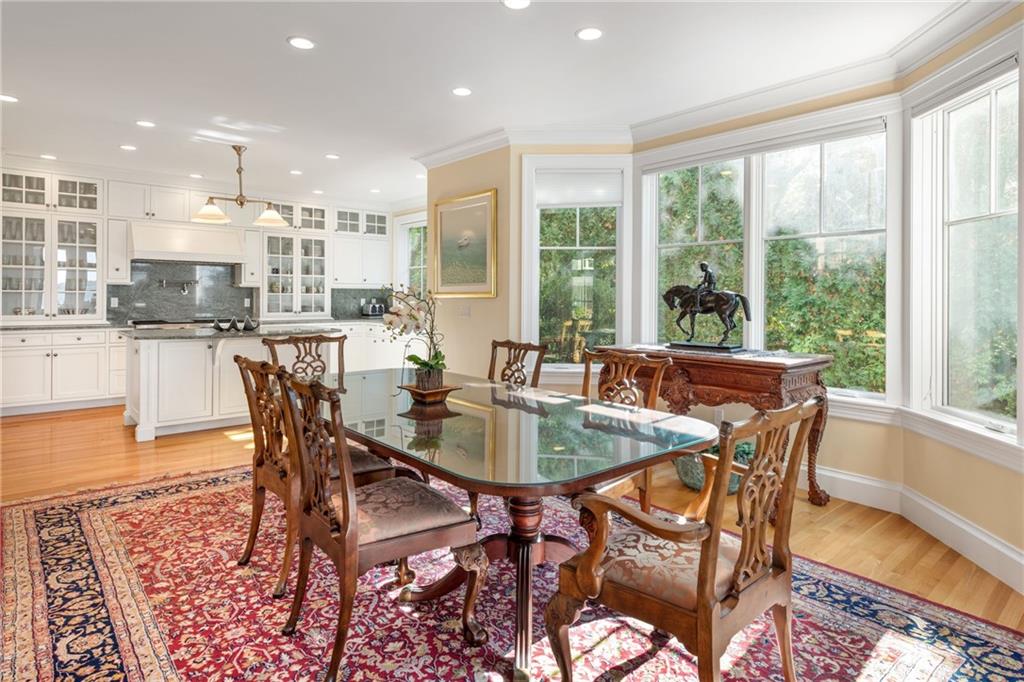 6 White Birch Lane, Barrington