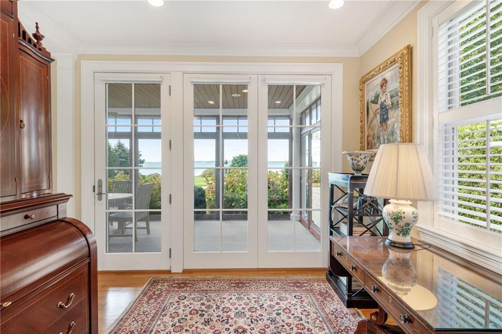 6 White Birch Lane, Barrington