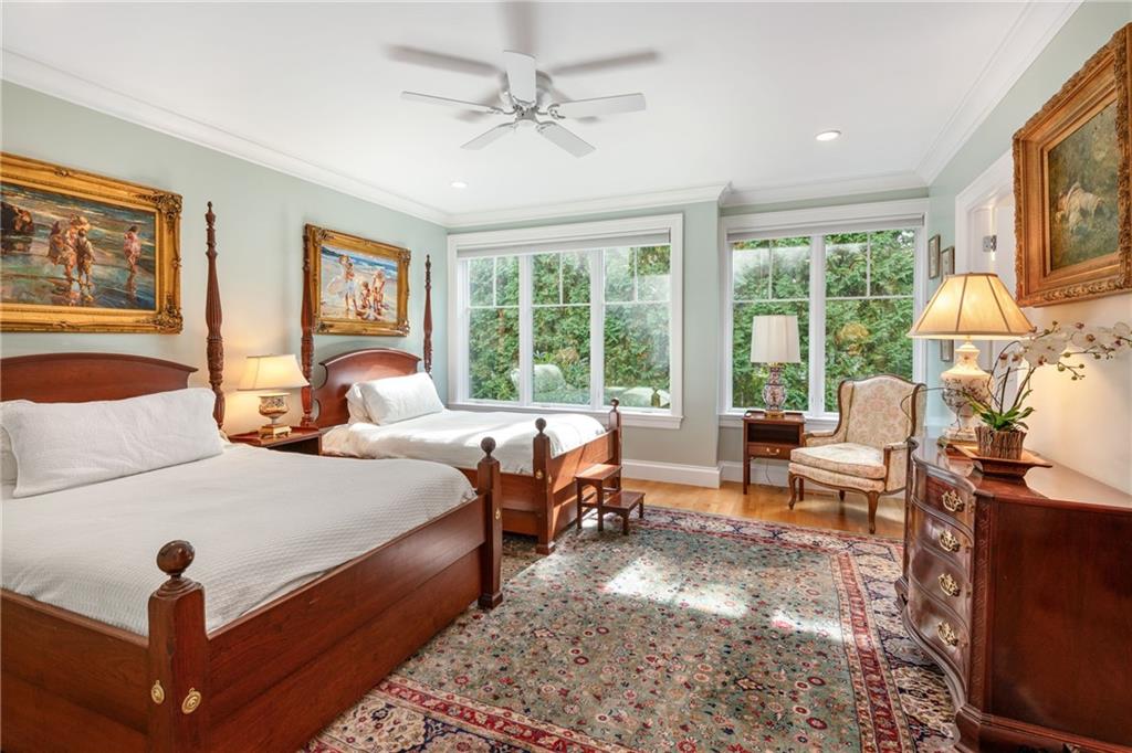 6 White Birch Lane, Barrington