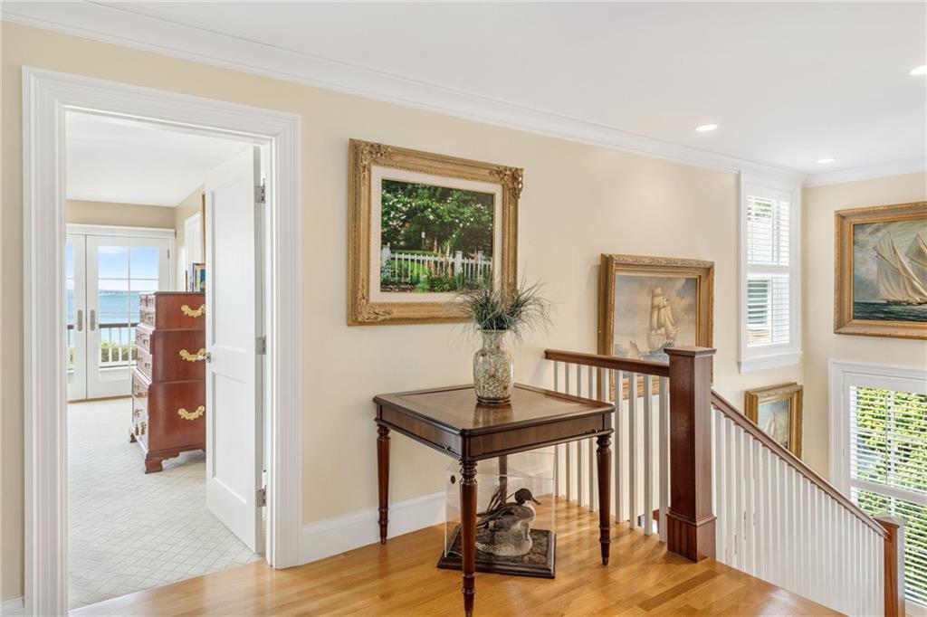 6 White Birch Lane, Barrington