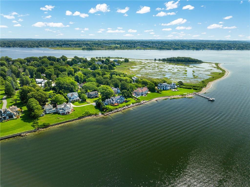6 White Birch Lane, Barrington