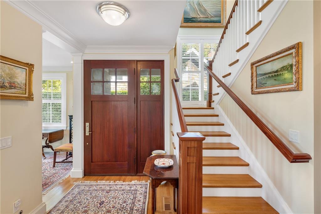 6 White Birch Lane, Barrington