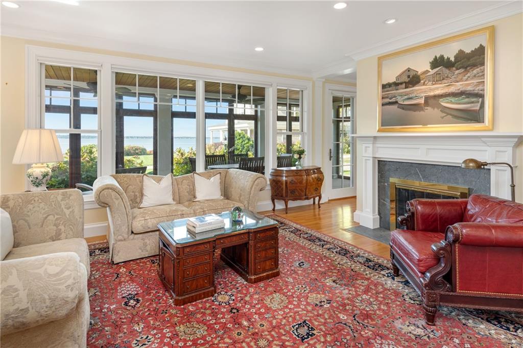 6 White Birch Lane, Barrington