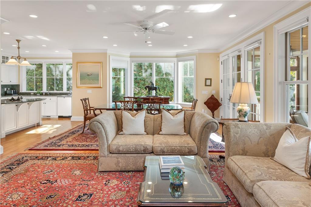 6 White Birch Lane, Barrington